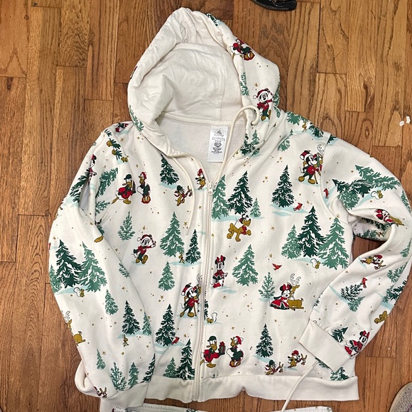 Disney XL Christmas hoodie zip up and sweat pants  - worn once - Picture 4 of 7